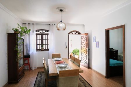 Casa à venda com 485m², 4 quartos e 4 vagasSala de Jantar