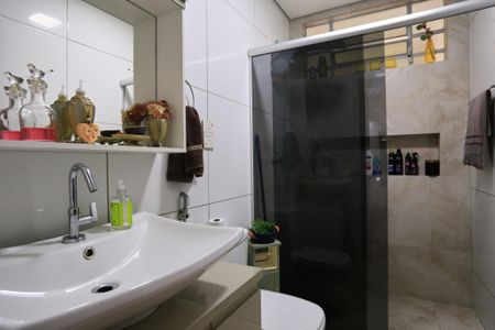 Casa à venda com 485m², 4 quartos e 4 vagasBanheiro