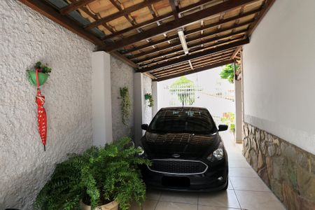 Casa à venda com 485m², 4 quartos e 4 vagasGaragem