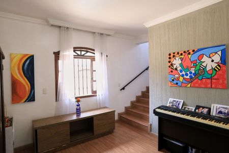 Casa à venda com 485m², 4 quartos e 4 vagasSala 1