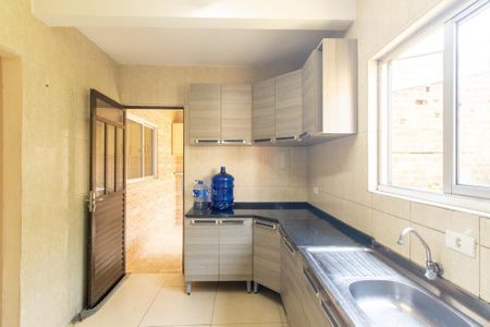 Casa para alugar com 200m², 3 quartos e 2 vagasCozinha