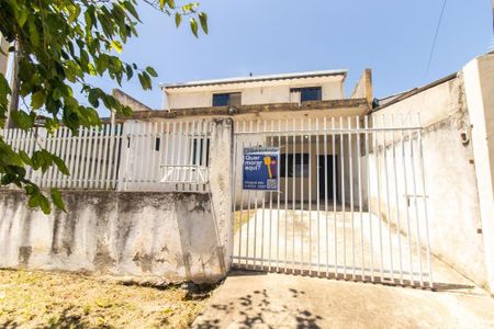 Casa para alugar com 200m², 3 quartos e 2 vagasFachada