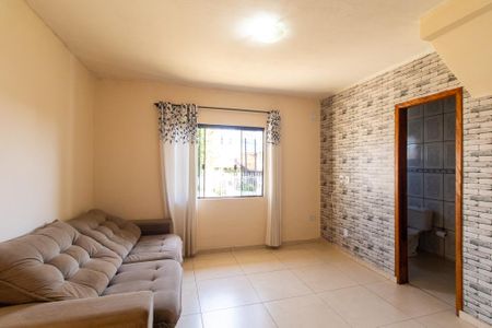 Casa para alugar com 200m², 3 quartos e 2 vagasSala