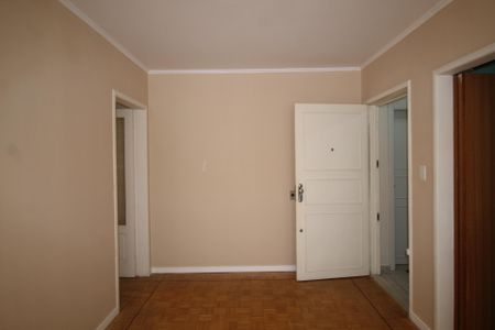 Sala de apartamento para alugar com 2 quartos, 70m² em São João, Porto Alegre