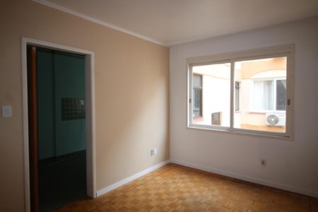 Sala de apartamento para alugar com 2 quartos, 70m² em São João, Porto Alegre