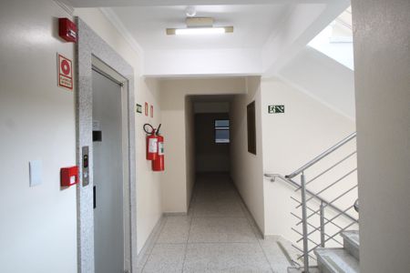 Apartamento para alugar com 70m², 2 quartos e sem vagaCorredor