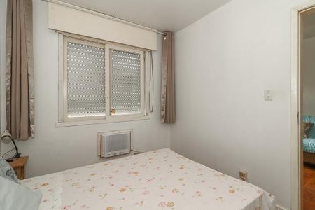 Quarto de apartamento para alugar com 1 quarto, 46m² em Passo D’areia, Porto Alegre