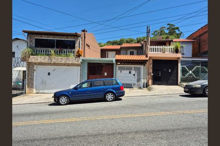 Casa para alugar com 71m², 2 quartos e 1 vagaFachada
