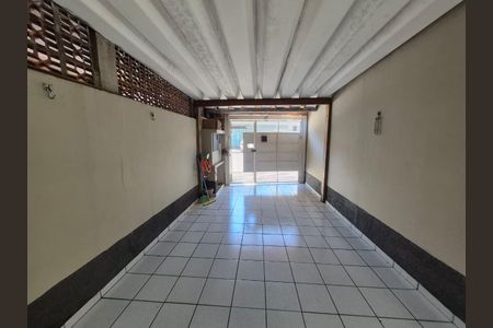 Casa para alugar com 71m², 2 quartos e 1 vagaGaragem