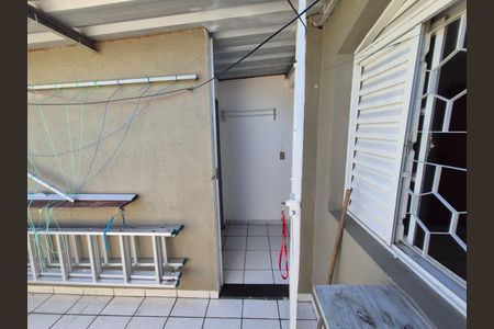 Casa para alugar com 71m², 2 quartos e 1 vagaÁrea externa