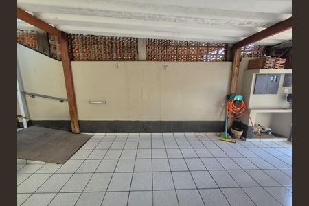 Casa para alugar com 71m², 2 quartos e 1 vagaGaragem