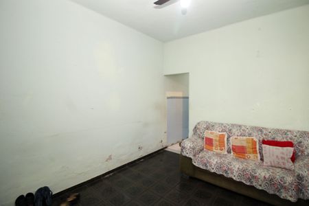 Sala de casa para alugar com 2 quartos, 71m² em Ramos, Rio de Janeiro