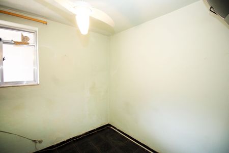 Quarto 2 de casa para alugar com 2 quartos, 71m² em Ramos, Rio de Janeiro