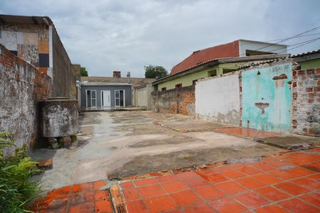 Pátio  de casa à venda com 1 quarto, 43m² em Bom Jesus, Porto Alegre