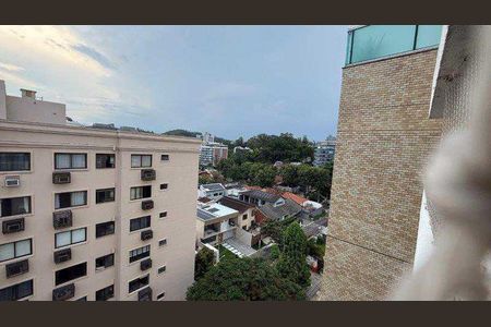 Apartamento à venda com 77m², 3 quartos e 1 vaga