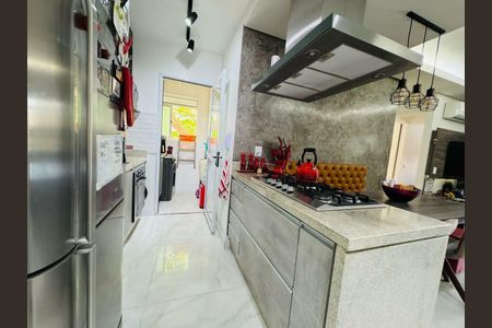 Apartamento à venda com 64m², 3 quartos e 1 vaga