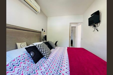 Apartamento à venda com 3 quartos, 64m² em Jardim Aeroporto, São Paulo