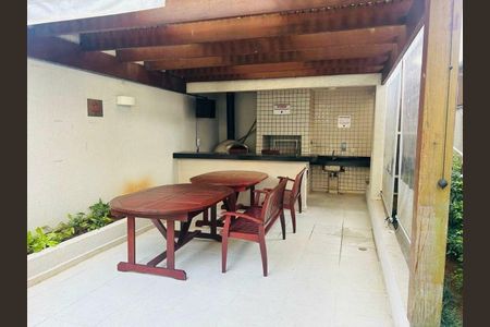 Apartamento à venda com 64m², 3 quartos e 1 vaga