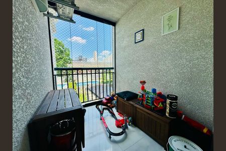 Apartamento à venda com 64m², 3 quartos e 1 vaga