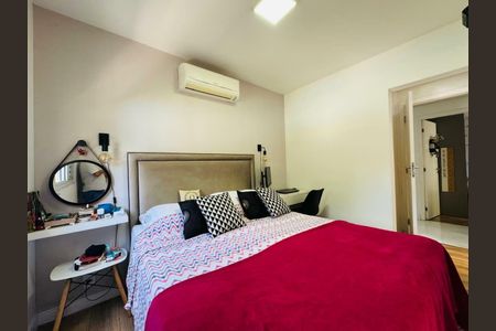 Apartamento à venda com 64m², 3 quartos e 1 vaga