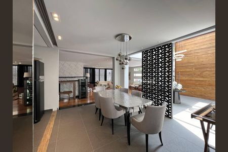 Casa à venda com 400m², 4 quartos e 4 vagas