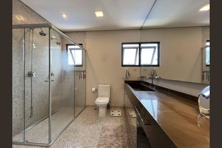 Casa à venda com 400m², 4 quartos e 4 vagas