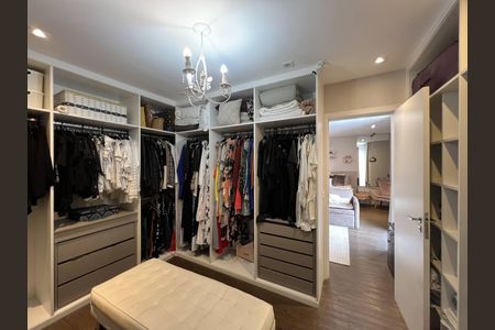 Casa à venda com 400m², 4 quartos e 4 vagas