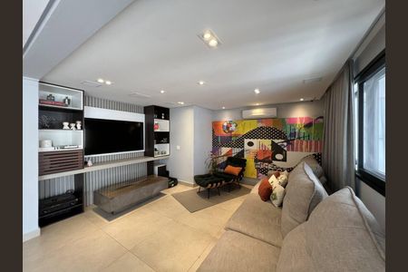 Casa à venda com 4 quartos, 400m² em Jardim Leonor, São Paulo