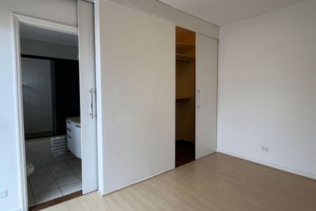 Apartamento para alugar com 189m², 3 quartos e 1 vaga Apartamento para alugar com 189m², 3 quartos e 1 vagaSuite