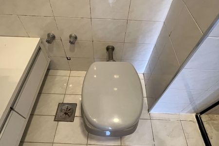 Apartamento para alugar com 189m², 3 quartos e 1 vaga Apartamento para alugar com 189m², 3 quartos e 1 vagaBanheiro