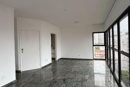 Apartamento para alugar com 189m², 3 quartos e 1 vaga Apartamento para alugar com 189m², 3 quartos e 1 vagaSala