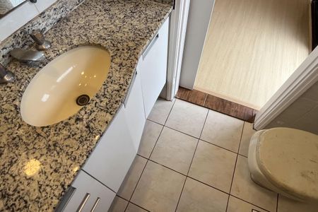 Apartamento para alugar com 189m², 3 quartos e 1 vaga Apartamento para alugar com 189m², 3 quartos e 1 vagaBanheiro da Suíte