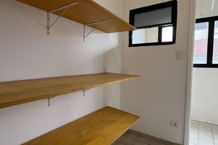 Apartamento para alugar com 189m², 3 quartos e 1 vaga Apartamento para alugar com 189m², 3 quartos e 1 vagaQuarto de Serviço