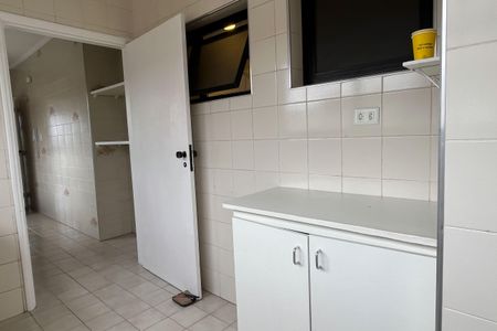 Apartamento para alugar com 189m², 3 quartos e 1 vaga Apartamento para alugar com 189m², 3 quartos e 1 vagaÁrea de Serviço
