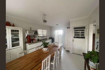 Casa à venda com 4 quartos, 237m² em Vila Dayse, São Bernardo do Campo