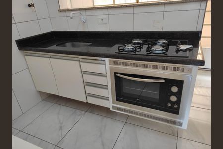 Apartamento à venda com 2 quartos, 57m² em Campestre, Santo André