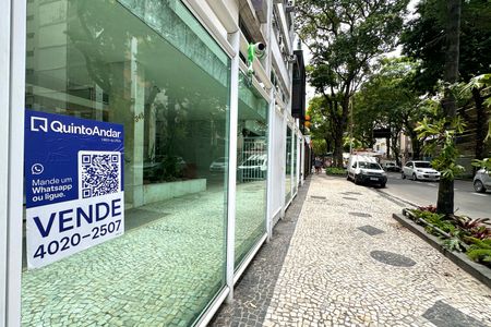 Apartamento à venda com 309m², 5 quartos e 3 vagas