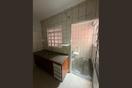 Casa para alugar com 90m², 2 quartos e 1 vagaCozinha