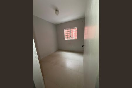 Quarto de casa para alugar com 2 quartos, 90m² em Fazenda da Juta, São Paulo