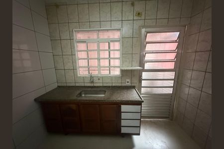 Casa para alugar com 90m², 2 quartos e 1 vagaCozinha