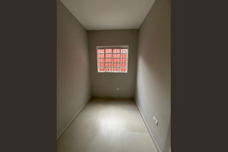 Quarto de casa para alugar com 2 quartos, 90m² em Fazenda da Juta, São Paulo
