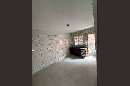 Casa para alugar com 90m², 2 quartos e 1 vagaCozinha