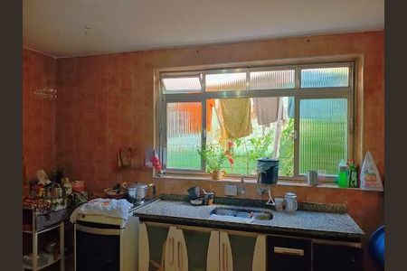 Casa à venda com 3 quartos, 136m² em Cidade das Flores, Osasco