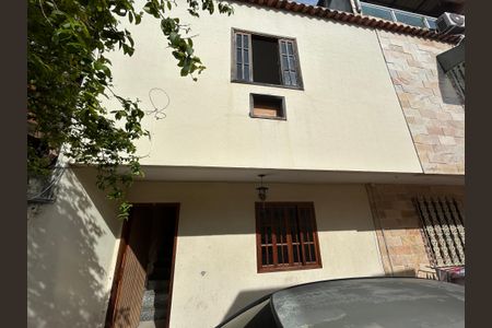 Casa para alugar com 72m², 2 quartos e 1 vagaFachada