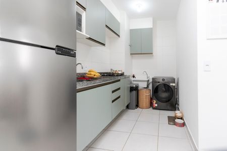 Cozinha de apartamento para alugar com 2 quartos, 34m² em Santo Amaro, São Paulo