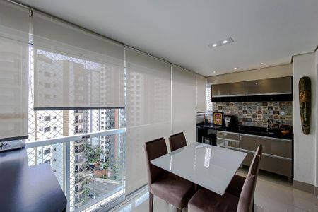 Varanda de kitnet/studio para alugar com 1 quarto, 55m² em Jardim Analia Franco, São Paulo