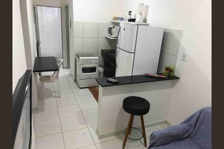 Casa para alugar com 2 quartos, 60m² em Banco de Areia, Mesquita