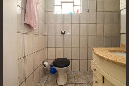 Banheiro 1 de casa para alugar com 3 quartos, 128m² em Jardim Thomaz, São Paulo