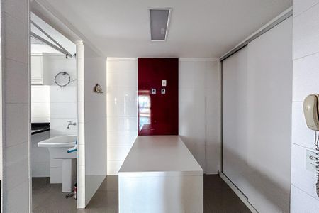 Apartamento para alugar com 136m², 3 quartos e 3 vagas Apartamento para alugar com 136m², 3 quartos e 3 vagasCozinha