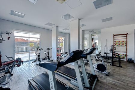 Apartamento para alugar com 136m², 3 quartos e 3 vagas Apartamento para alugar com 136m², 3 quartos e 3 vagasÁrea comum - Academia